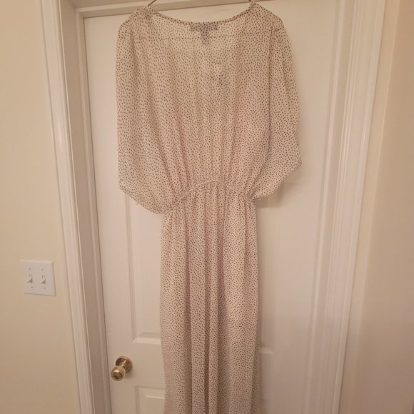 $10 Clean Out Sale - Picture 3 of 3